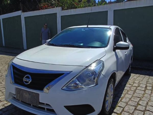 NISSAN VERSA 1.6 S