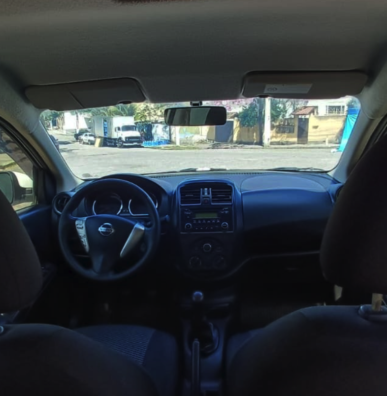 NISSAN VERSA 1.6 S