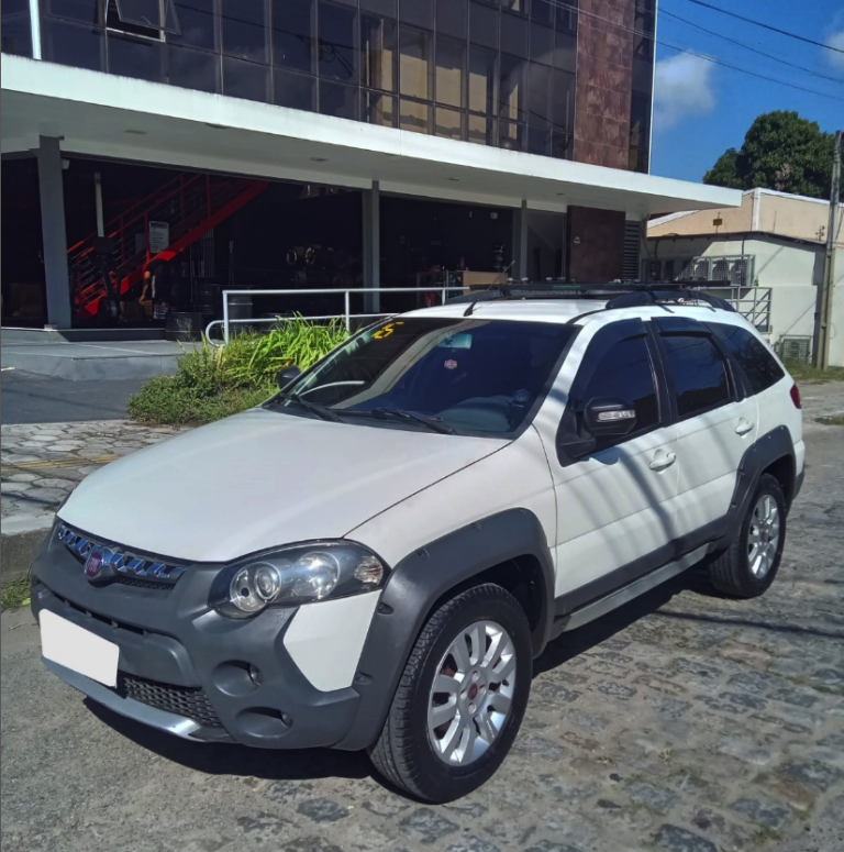 FIAT/WEEKEND ADVENTURE