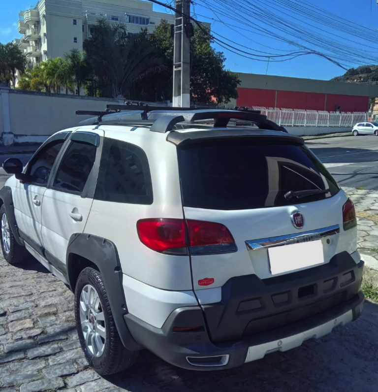 FIAT/WEEKEND ADVENTURE